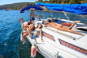 Panama Yacht Party And Boat Rentals in Panama